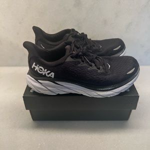 Hoka Clifton Womens size 5
